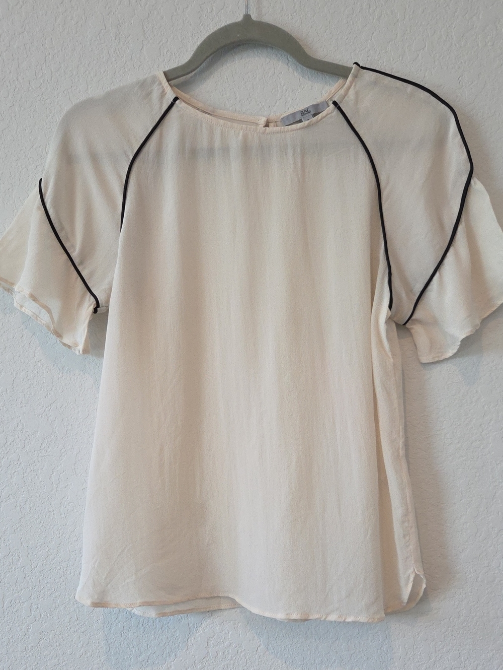 Zac Posen Silk Cream Short Ruffle Sleeve Blouse with Black Piping Sz 2 Romantic